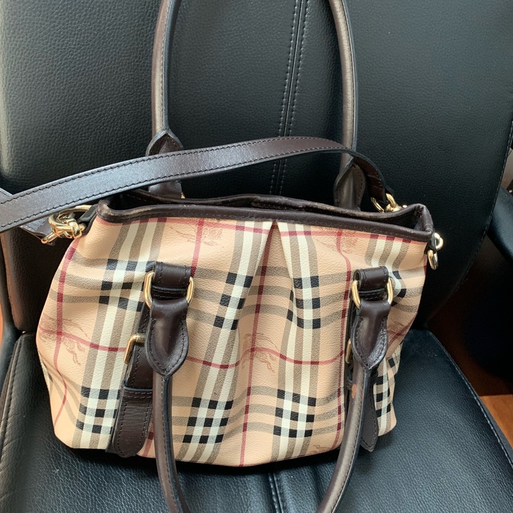 Burberry bag - Picture 4 of 5